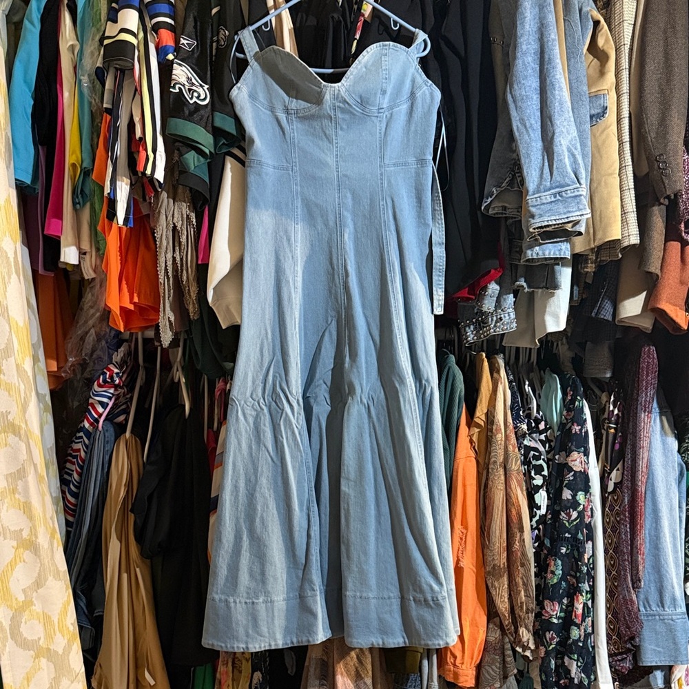 Light Wash Denim Strapless Midi Dress